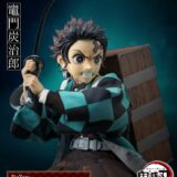 「鬼滅の刃」炭治郎の可動フィギュア登場　“水の呼吸”パーツで躍動感満載、ギャグ顔にも付け替え可能