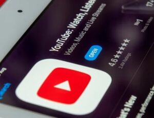 YouTube、インドで“サムネで釣る”悪質動画を取り締まり　ニュースや時事系を重点的に対応