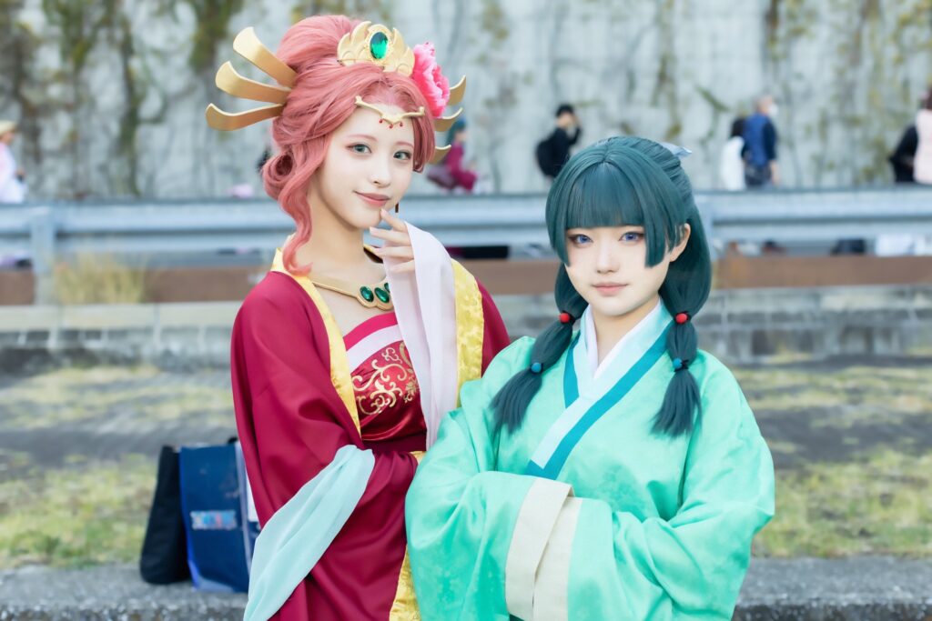 【コスプレ】圧巻の再現度!薬屋、ダンダダン、リゼロ…AnimeJapan徹底フォトレポート【前編】