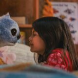 ディズニー実写最新作『リロ&スティッチ』全米公開、初週は「M:I」超え　『美女と野獣』『アラジン』上回る興収