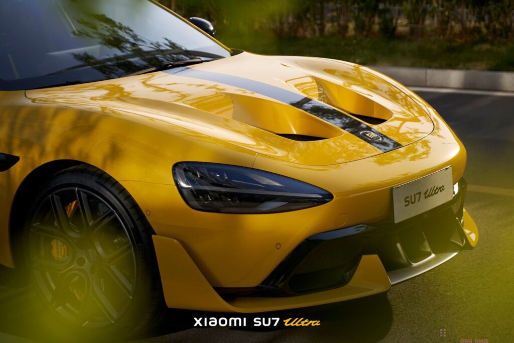 中華EV車で頭角現すシャオミ、人気ゲーム「グランツーリスモ」とコラボ 両者提携でゲーム内に登場