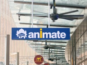アニメイト、パリに初進出　ルーブル美術館近くに「ポップアップストア」開設へ