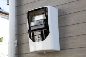 増える携帯回線＋電気のセット販売、全体の“10人に一人”が契約　約半数が「揃える意向はない」