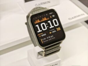 10万円台の高価格スマートウォッチに新型「Garmin Venu X1」薄型軽量の中に2インチの大型ディスプレイ