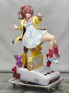 等身大も凄い…ホロライブ「戌神ころね」が躍動感たっぷりにフィギュア化！足元のゲーム機にも注目