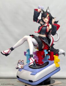 ホロライブ、ゲーマーズ4人が等身大フィギュア化！猫又おかゆ＆戌神ころねは初お披露目