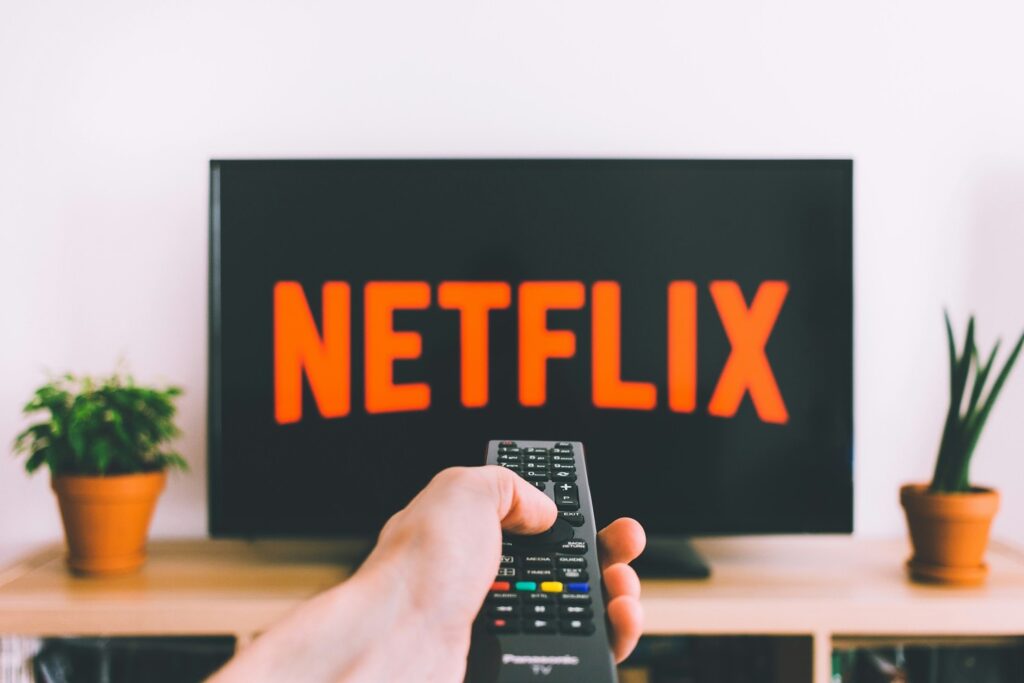 世界的にアニメは主流――Netflix、全会員の半数以上がアニメを観ている 年間10億超再生