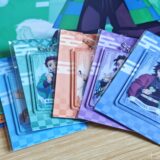【鬼滅の刃】ファミマで買い物すると限定イラストのグッズが貰える！キーチャームなどを写真で紹介