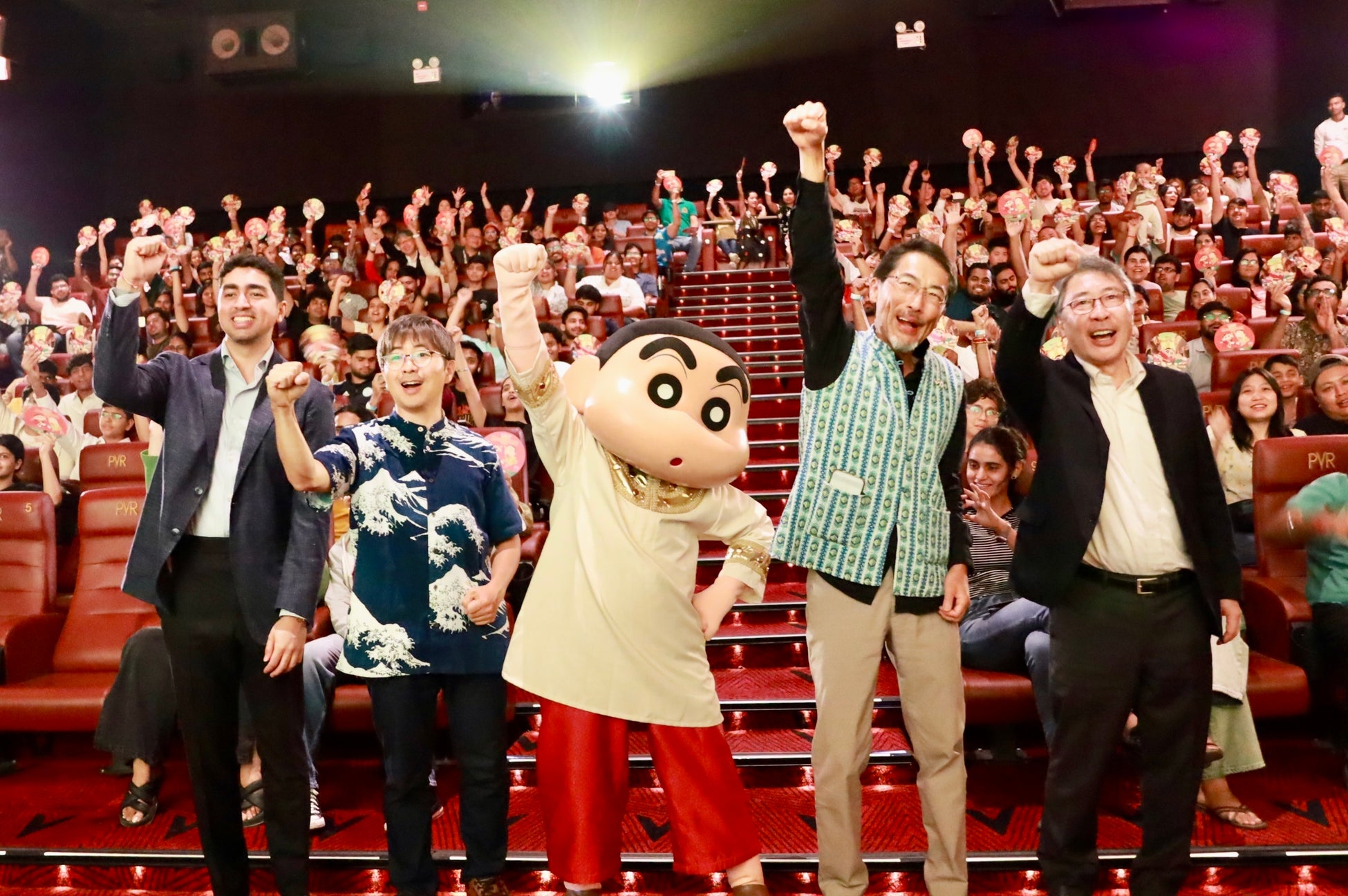 映画クレヨンしんちゃん、舞台・インドで間もなく上映！試写会では大きな声で笑い、歌い…観客大興奮