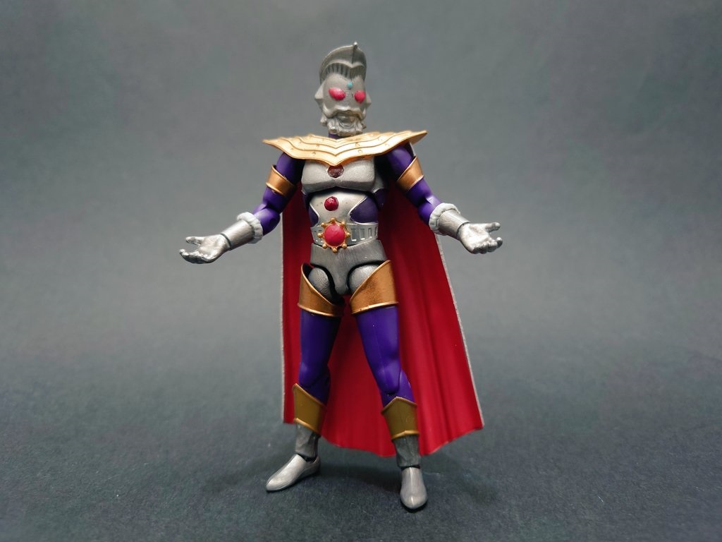 【解説】食玩、ただ集めるだけでは勿体ない？新作『超動ウルトラマン』を簡単塗装でよりリアルに