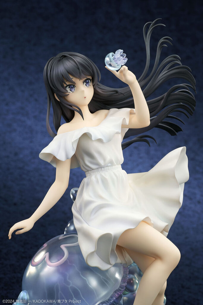 「青ブタ」ヒロインの桜島麻衣がワンピース衣装でフィギュア化！海中を漂う幻想的な姿で魅力発揮