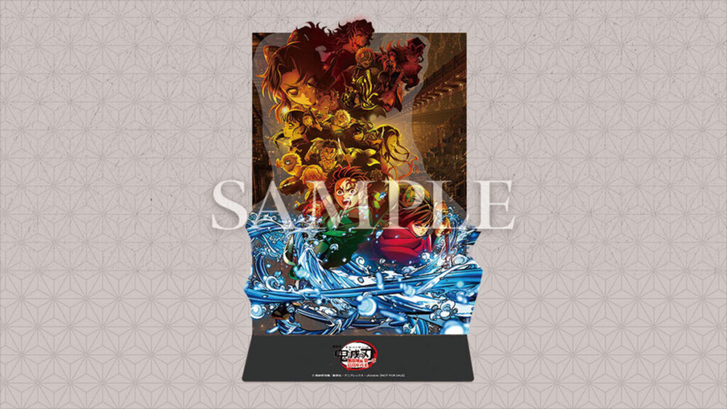 「第1弾キービジュアルクリアスタンド」